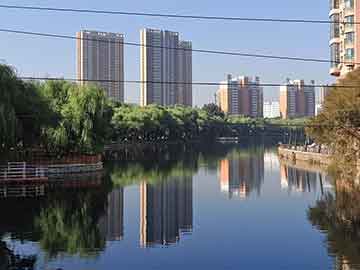 爱上海：Enjoy Different Flavors in Shanghai